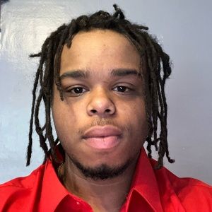 Meet your Posher, Lavel